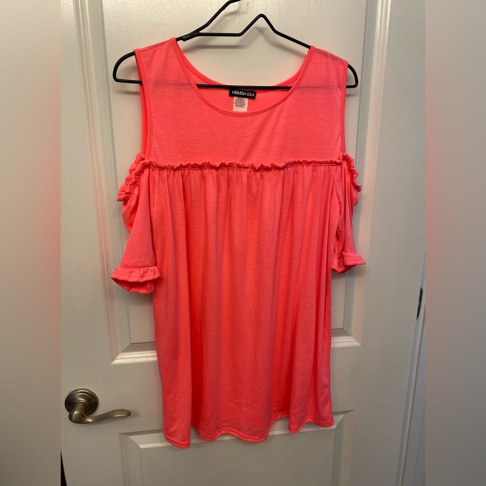 Heimish Cold Shoulder Top